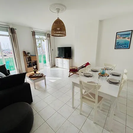 Magnifique T4 Balcon Port Bandol