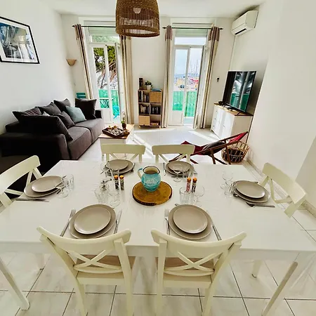 Magnifique T4 Balcon Port * Bandol